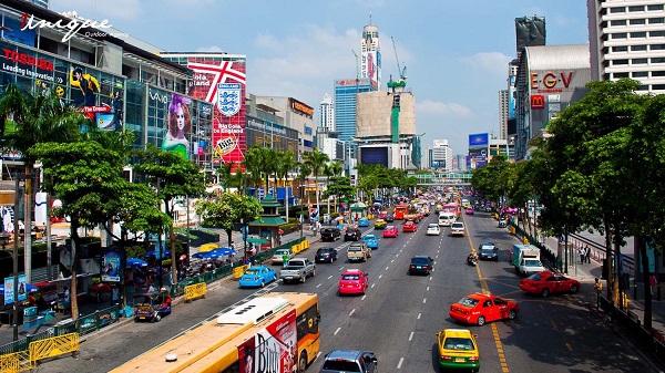 Khám phá thế giới quảng cáo ngoài trời đặc sắc tại Thái Lan 1