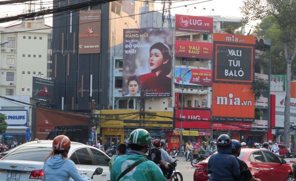 Bạn đã biết gì về kích thước biển bảng quảng cáo ngoài trời tại Việt Nam chưa? 4